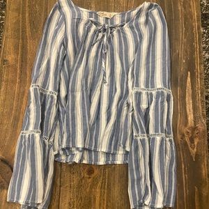 Hollister Top